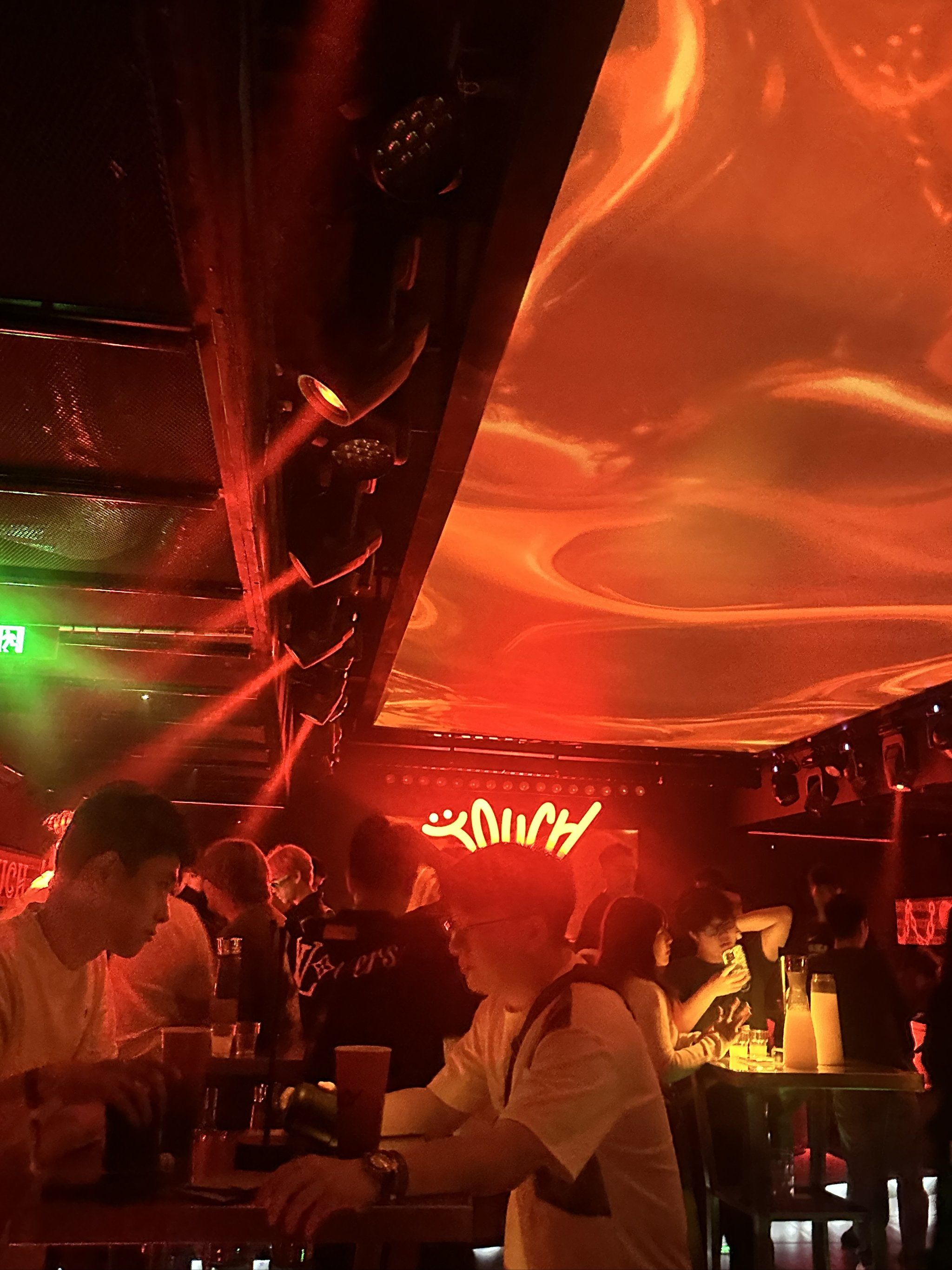 临汾商务ktv中低端体验-翼城县ktv预订